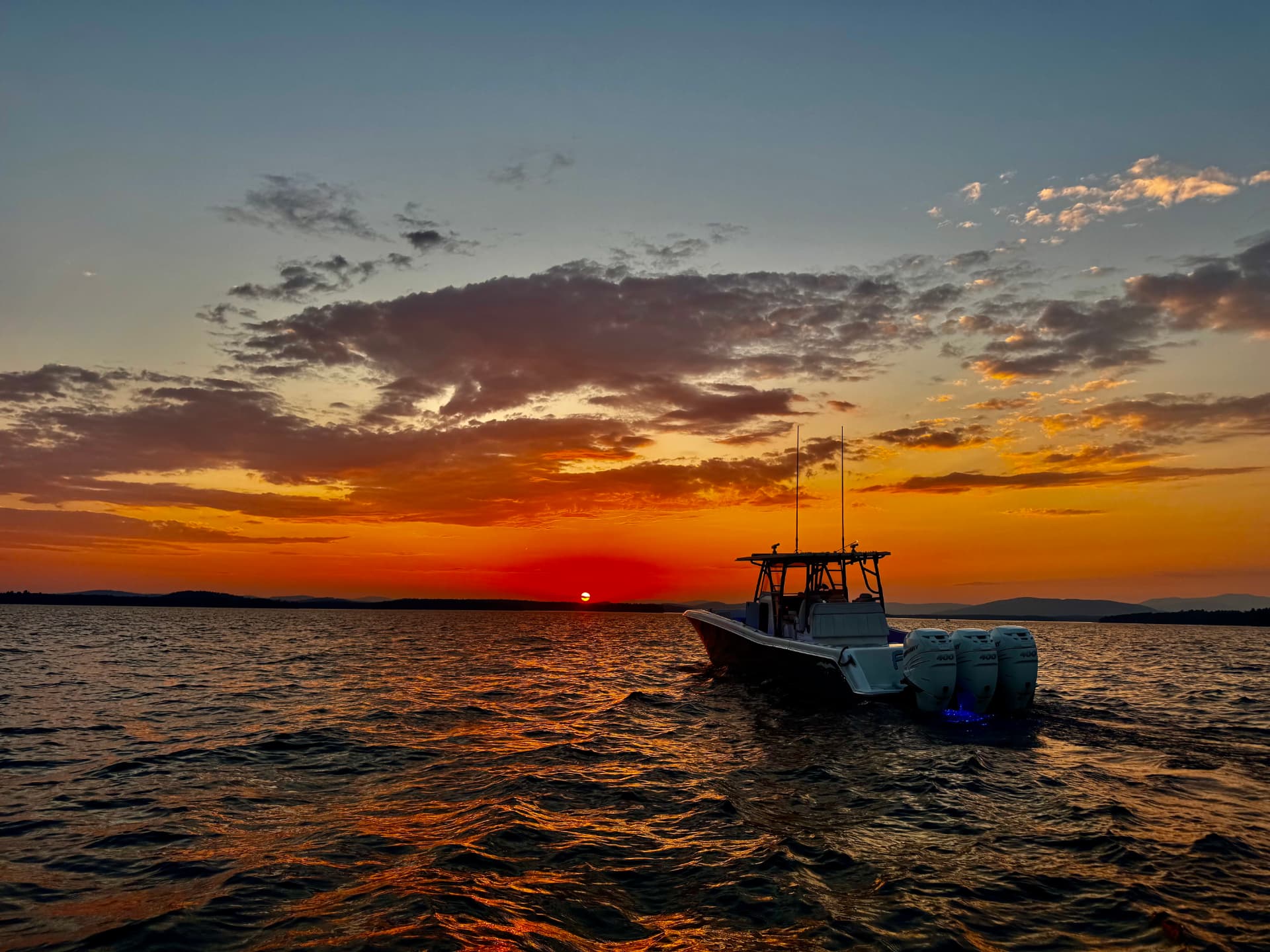 Sunset boating on Lake Winnipesaukee